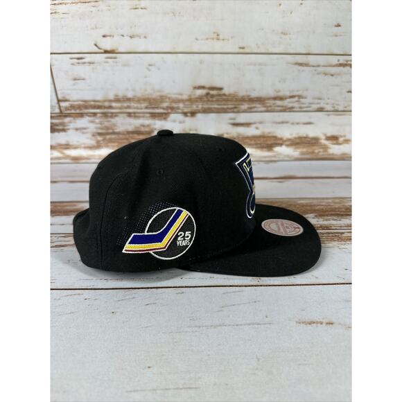 Mitchell & Ness NHL St. Louis Blues Team Logo Navy Retro Snapback Cap Hat - Picture 5 of 5